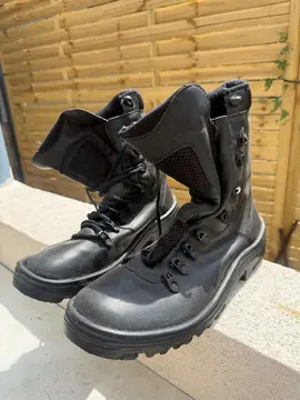 Chaussure pour homme pour le don.
