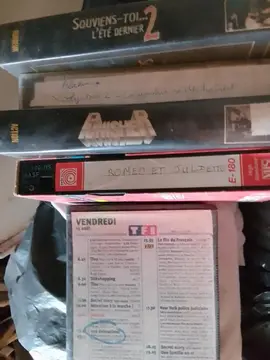 lot de cassettes vidéo
