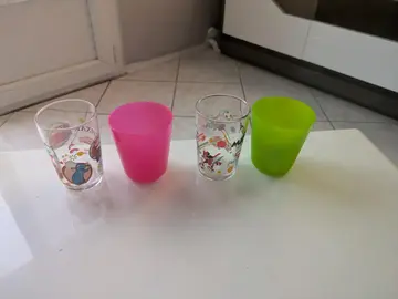 quatre verres