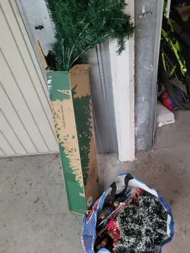 décoration de Noël et petit sapin