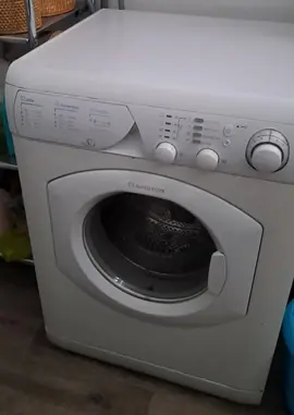 lave linge Ariston