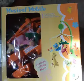 mobile musical bébé
