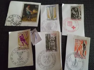 LOT 1 TIMBRES 1 ER JOUR