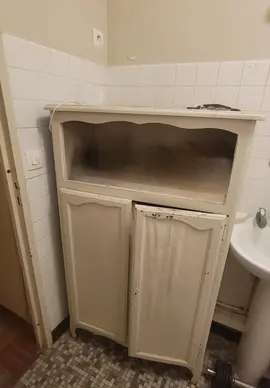 Meuble à donner rangement pour salle de bain – Style vintage