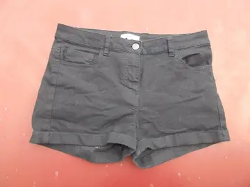 short femme taille 38