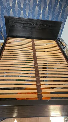 lit : sommier et cadre + matelas