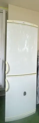 donne frigo en bon état