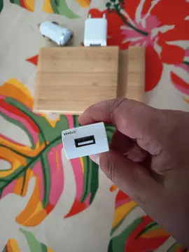 chargeur téléphone