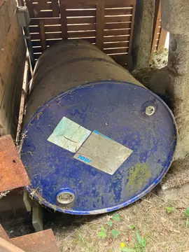grand bidon vide diamètre 58cm