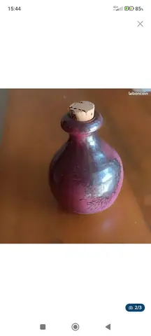 Petit flacon en grès vernissé
