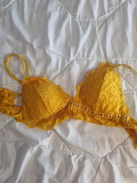 Soutien-gorge jaune taille M (EUR)