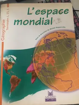 Manuel de géographie Terminales