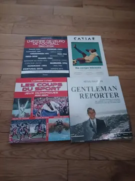 lot de 4 livres neuf