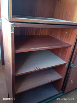 meuble des années 60 une porte et vitrine