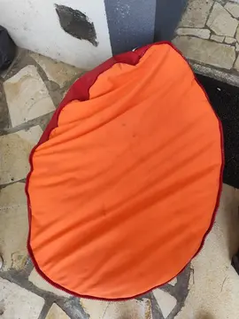 pouf rouge