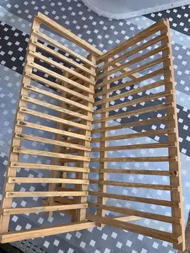 Egoutoir en bois pliable