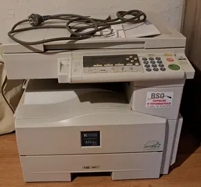 photocopieur en état de fonctionnement