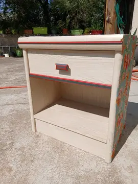 Table de chevet