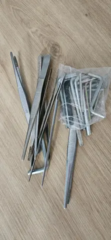 lot de pinces et clés allen