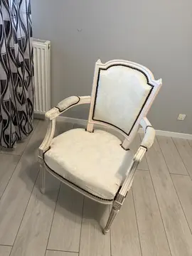 chaise en bois à tapisser