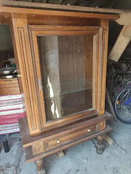 armoire vitrine