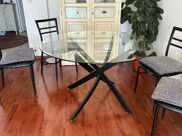 MOBILIER