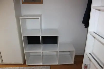ETAGERE