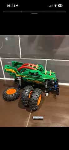 véhicule lego incomplet