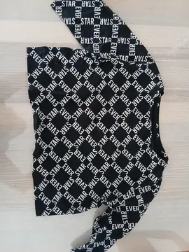 Crop top taille 14 ans