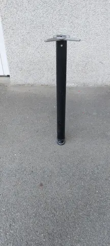 Pied de table