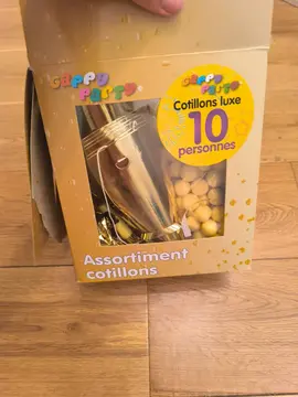 cotillons dorés