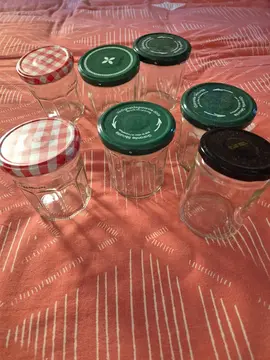 7 pots vides