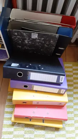 classeurs et chemises fourniture de bureau