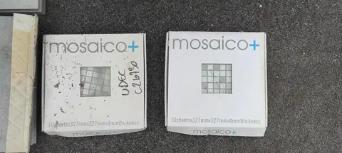 12 plaques de mosaïque