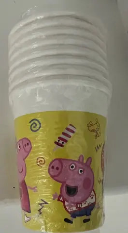 gobelets en cartons Peppa Pig