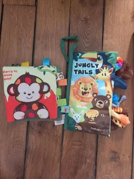 livre tissu bebe