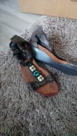 Chaussures compensées