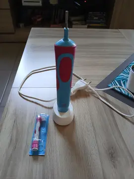 Brossé à dents électrique fille