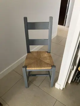 donne 7 chaises en bois avec assises paille