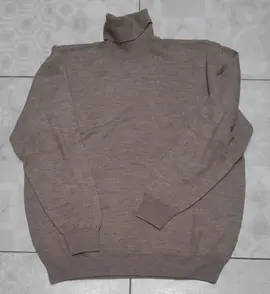 Pull col roulé taille L