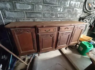 donne meuble en merisier