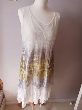 robe blanche avec tulle T4