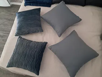 4 coussins