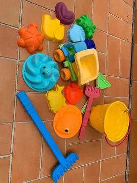 lot de jouets de plage