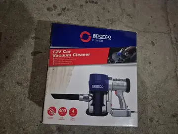 petit aspirateur de voiture