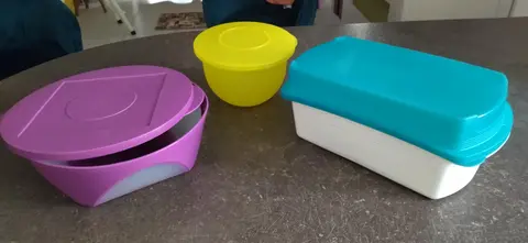 boites avec couvercles tupperware