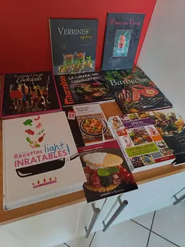 lot de livres de recettes