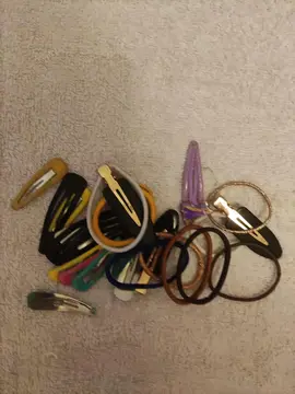 élastiques et barrettes pour cheveux ( enfant)