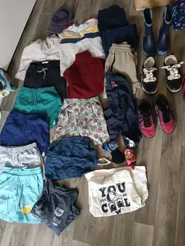 lot vêtements garçon 5-6 ans