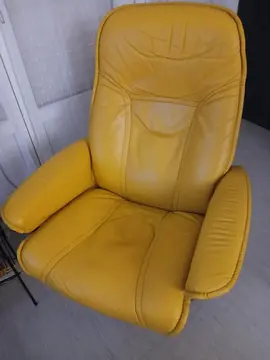 fauteuil stressless cuir avec son repose pieds